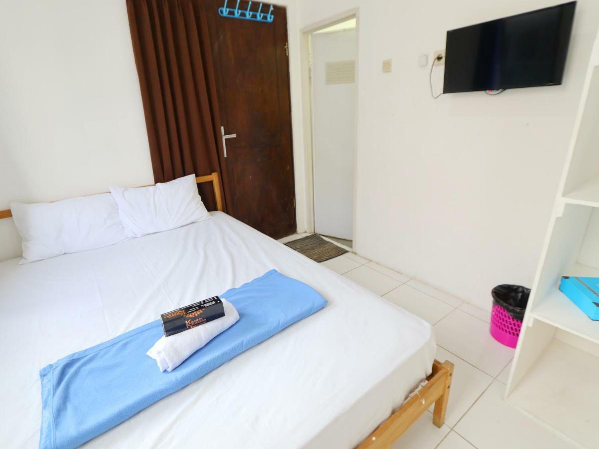 Kamar Keluarga Kalideres ジャカルタ エクステリア 写真